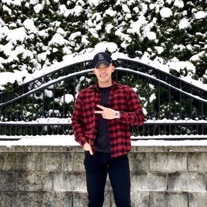 Meet your Posher, Chris